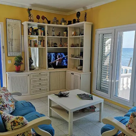 Puerto Del Carmen Sleeps 4 With Air Con