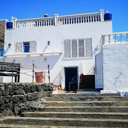 Puerto Del Carmen Sleeps 4 With Air Con * Пуерто-дель-Кармен